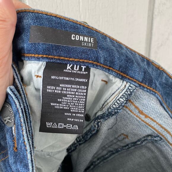 Kut from Kloth Connie Denim Fray Hem Skirt - Picture 4 of 6